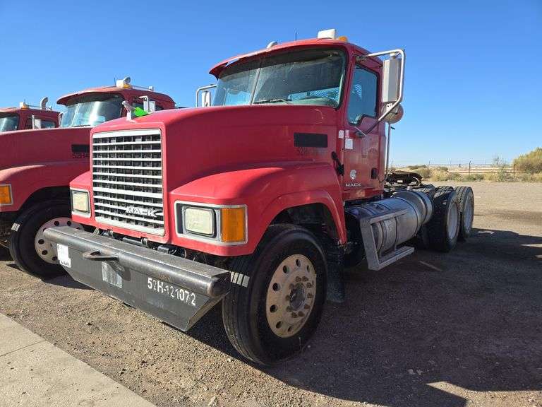 2012 Mack CHU613 Showing 51,167 mi, 15,500 hrs- runs