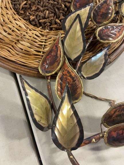 (2) decorative wicker pieces and metal leaves