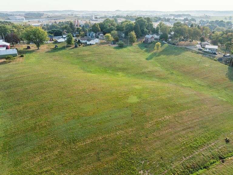Parcel 8: 188’x282’ Lot – Building Site
