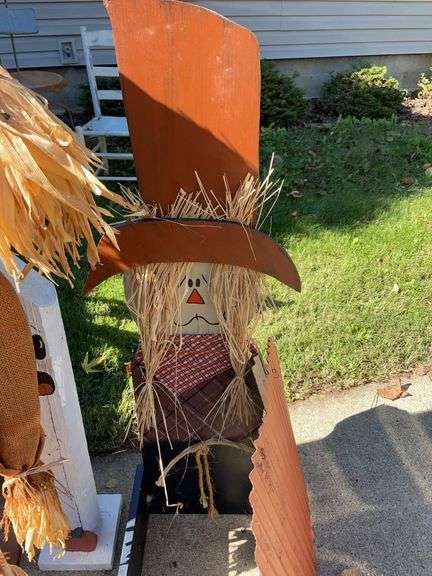 Large lot of fall decor including pumpkin, welcome friends wreath & large figurines