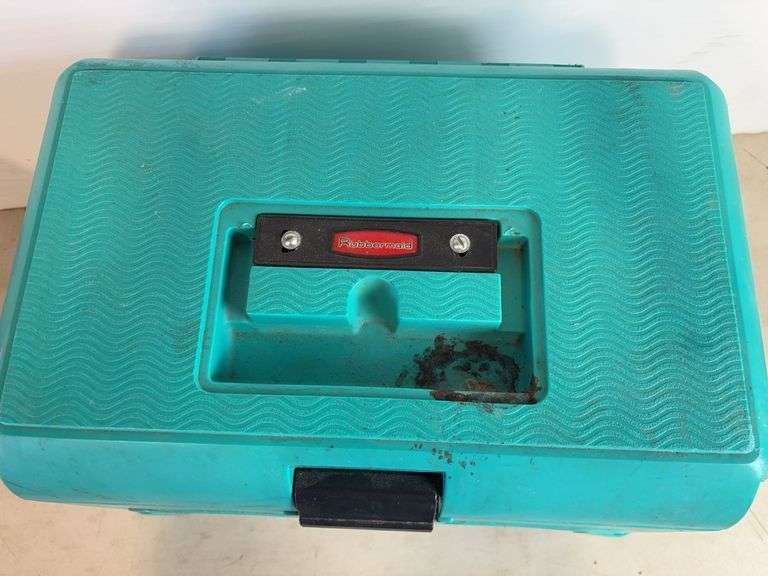 Rubbermaid step stool and LED grow light