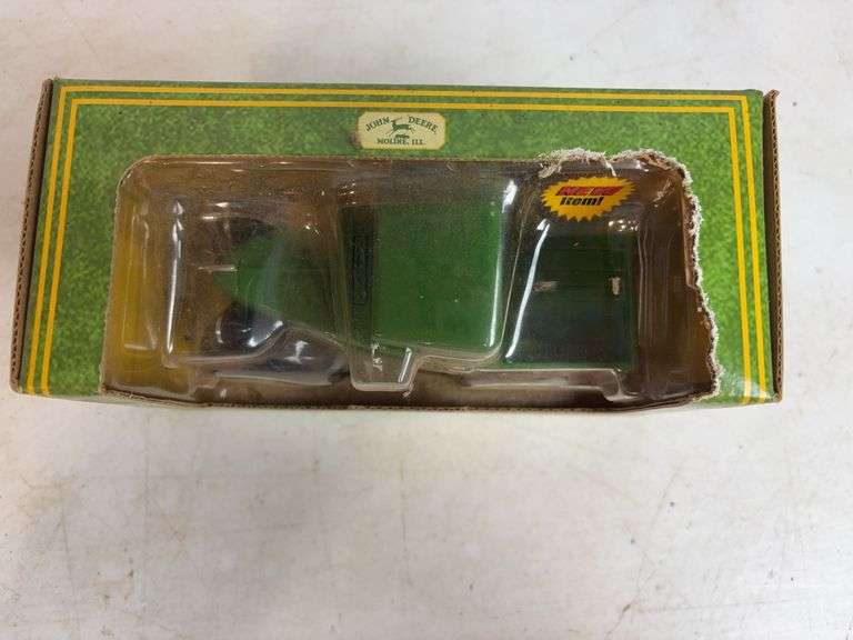 John Deere diecast model pickup and Ford tractor - 1/16 scale, dirty