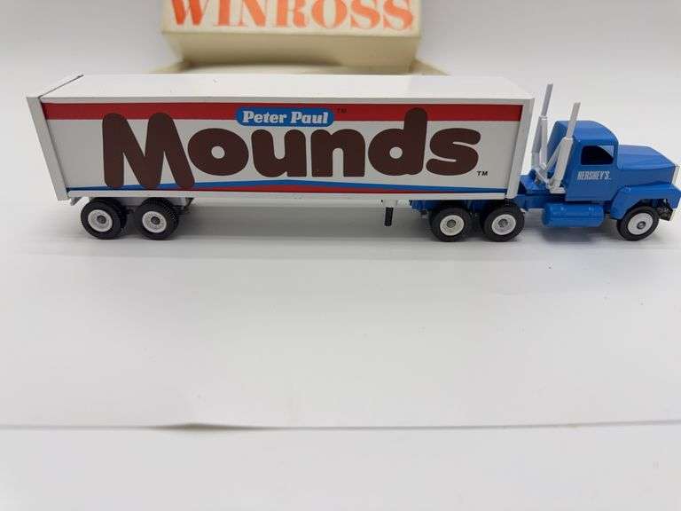 Winross Peter Paul Almond Joy/Mounds Transport (1991 Hershey’s)
