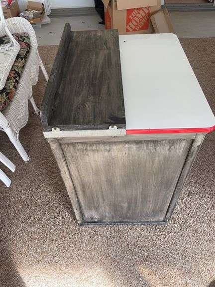 Enameltop stand - 28x22x34