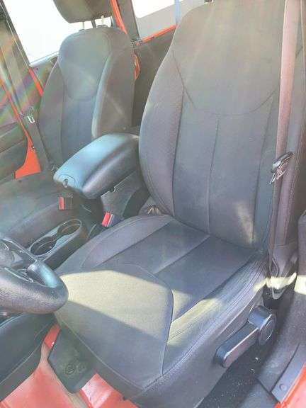 2015 Orange 4D Jeep Wrangler