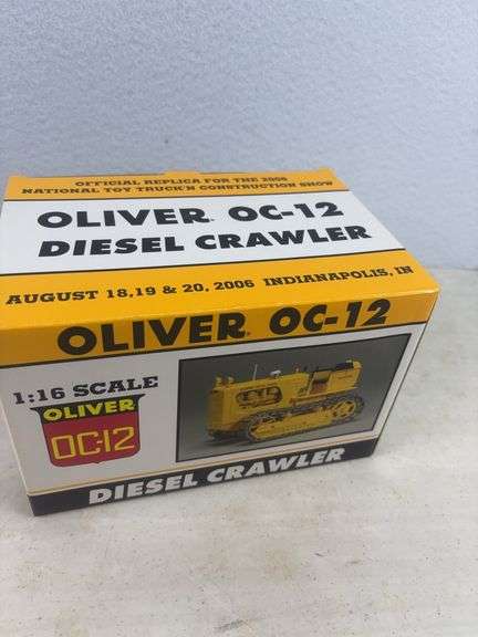 Oliver OC-12 Diesel Crawler 1:16 Scale