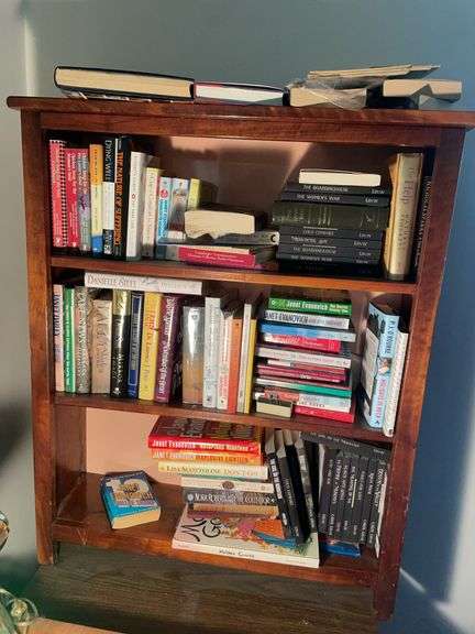 Miscellaneous books - see photos