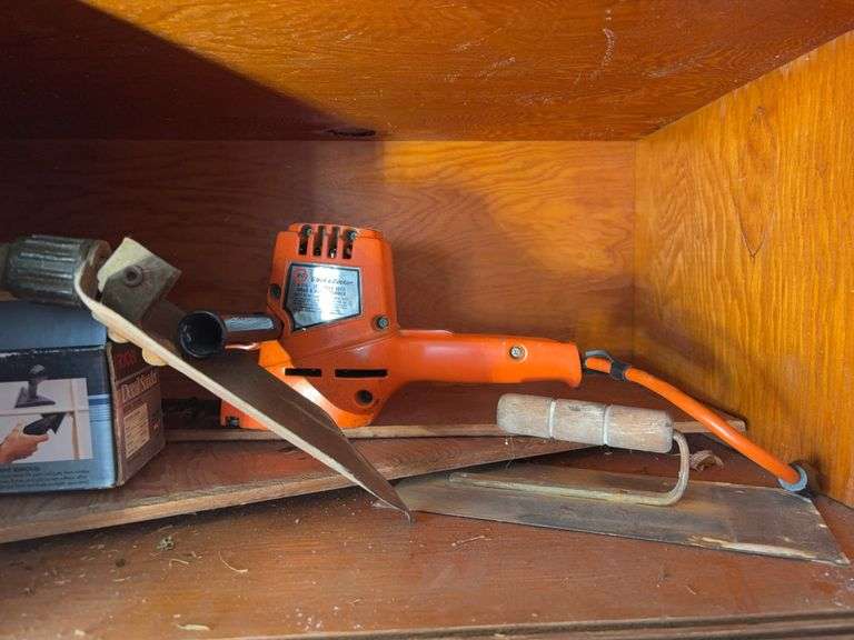 Buffalo dental dental press, detail sander, folding military shovel & more