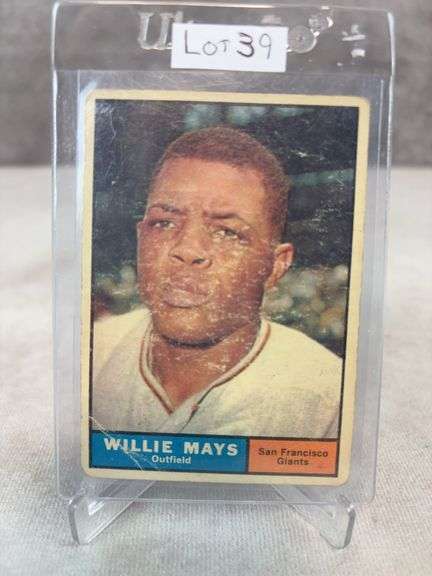 Willie Mays - 1961 Topps #150 - VG