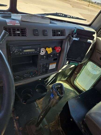 2012 Peterbilt PB348 Showing 3,909 mi, 2,728 hrs- runs