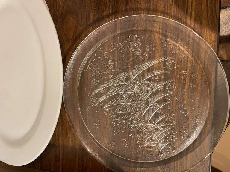 Miscellaneous serving trays and other plates