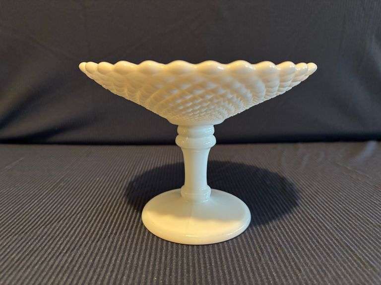 West Moreland Footed Comport