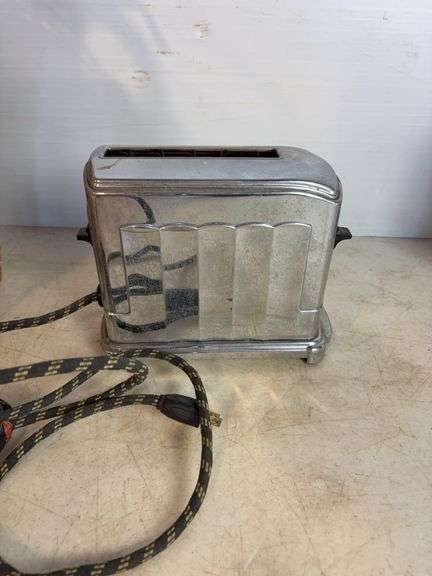 Basket with apple slicer, toaster, and deep fryer