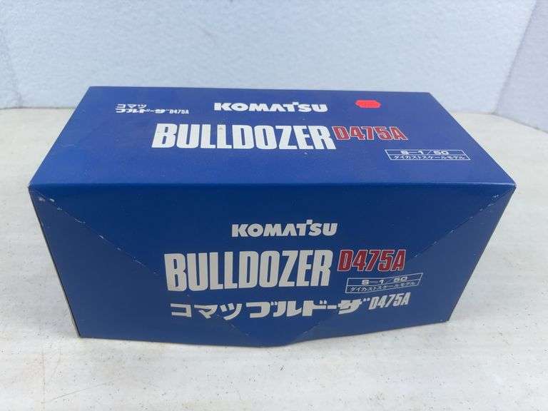 Komatsu D475A Bulldozer,1:50 Scale