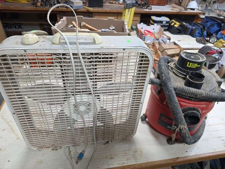Box fan & Shop vac