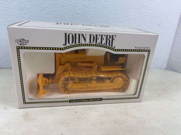 John Deere 420 Collectors Edition Crawler , 1:16 Scale