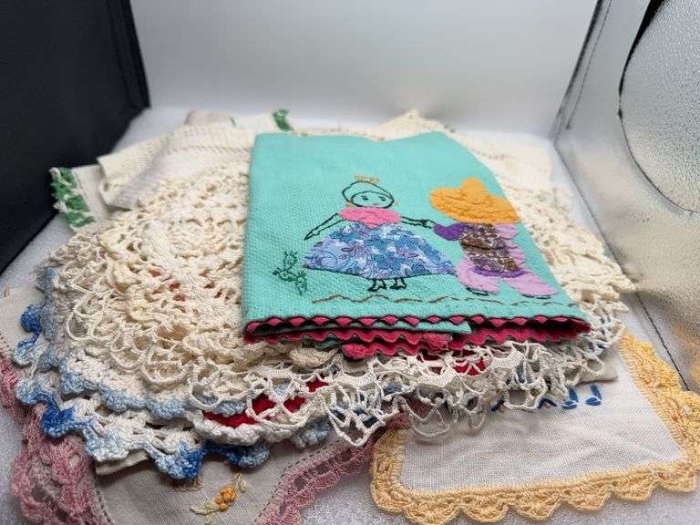 Vintage Linens & Doilies