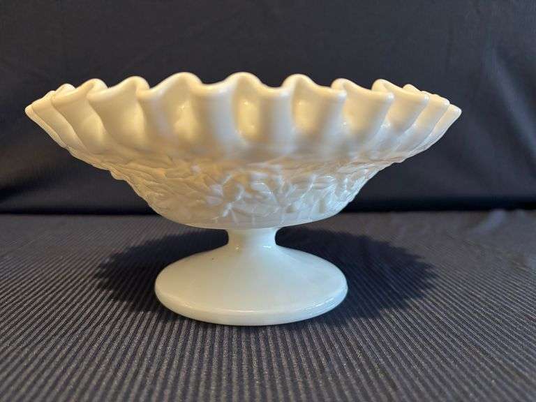 West Moreland Footed Dish