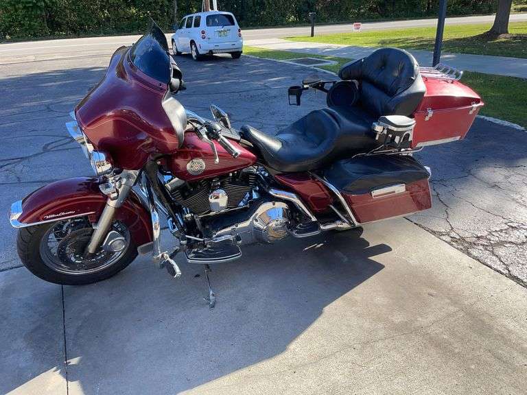 2001 Harley Davidson Mod. FLHTCUI Motorcycle