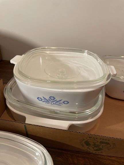 Set of (4) Corning Ware baking dishes