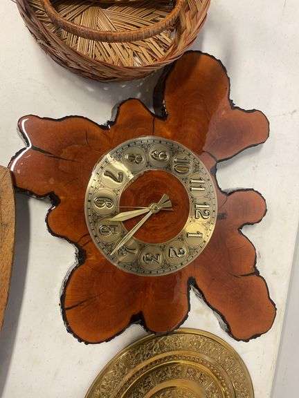 Decorative clock, baskets, and wooden pieces