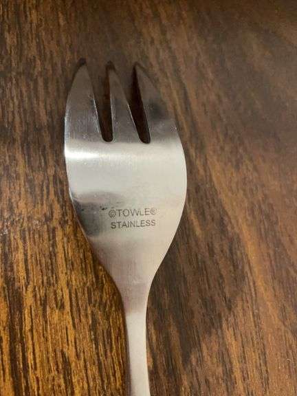 Towle utensils - silver color