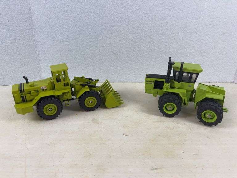 Panther Articulating Tractor , Terex Payloader