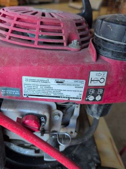 Troy-Bilt 3000 PSI gas powered pressure washer - works