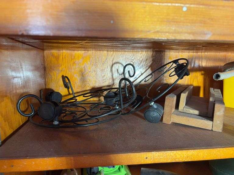 (3) shelves of gardening items including planters, sprinklers, small hose & more