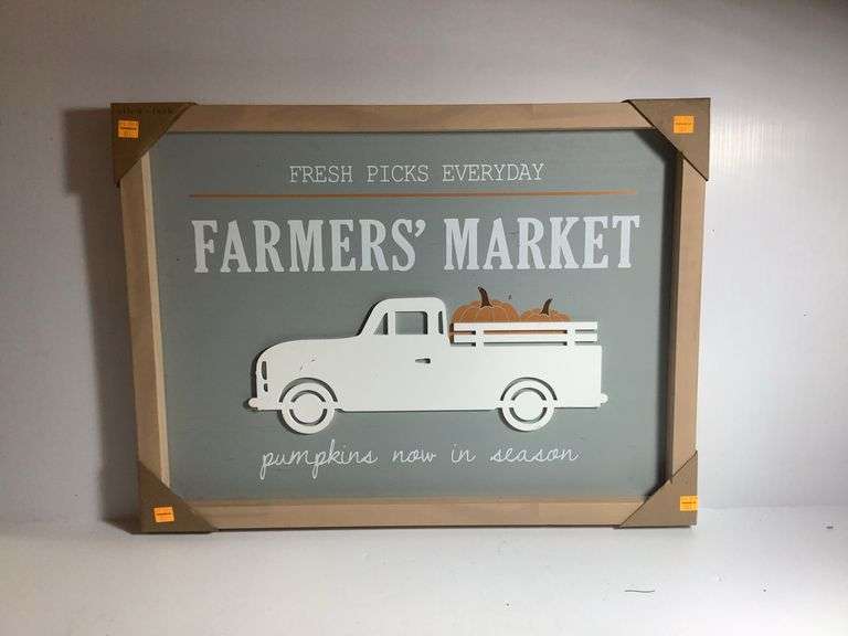 New Farmers Market sign 18” x 24”