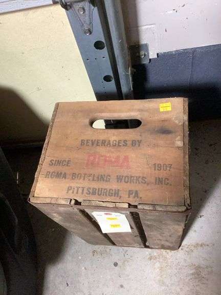 Antique wooden advertising book - Beverages By Roma