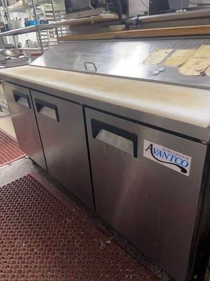 Avantco Large Stainless Steel Commercial Refrigerated Prep Station ELECTRIC