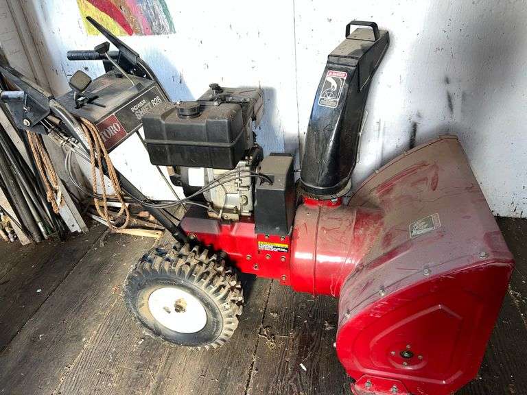 Toro Powershift 828 Snow Blower