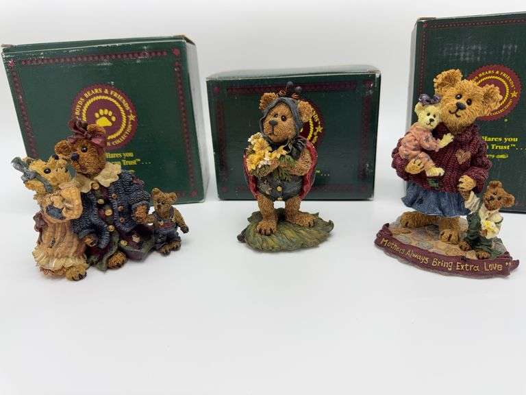 3 Boyds Bears From the Bearstone Collection With Boxes