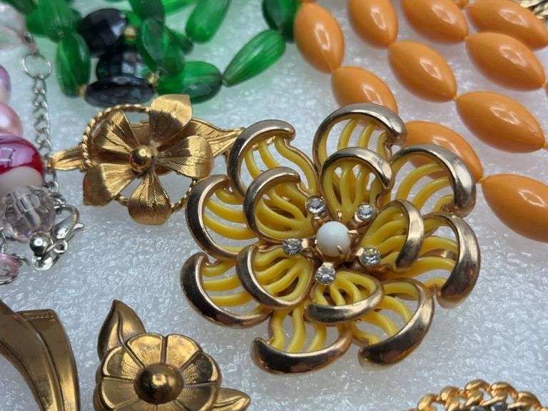 Assorted Jewelry