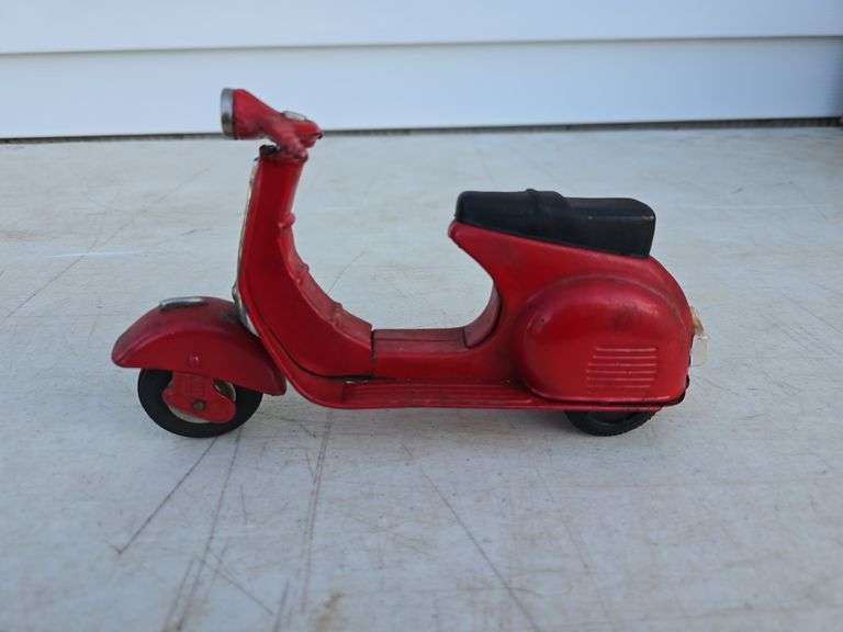 EARLY VESPAGS TIN SCOOTER TOY