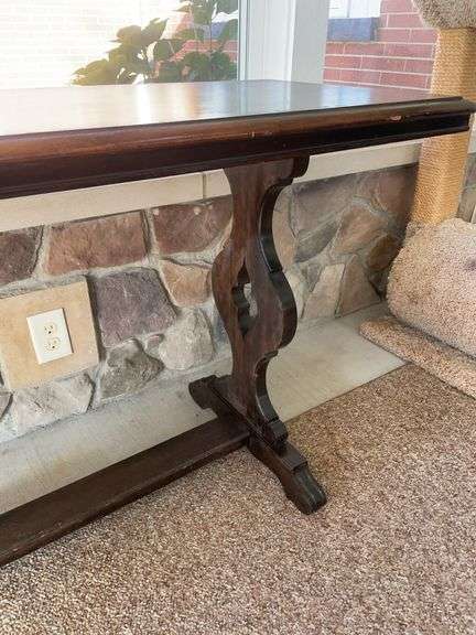 Large Wooden stand - 66x20x29