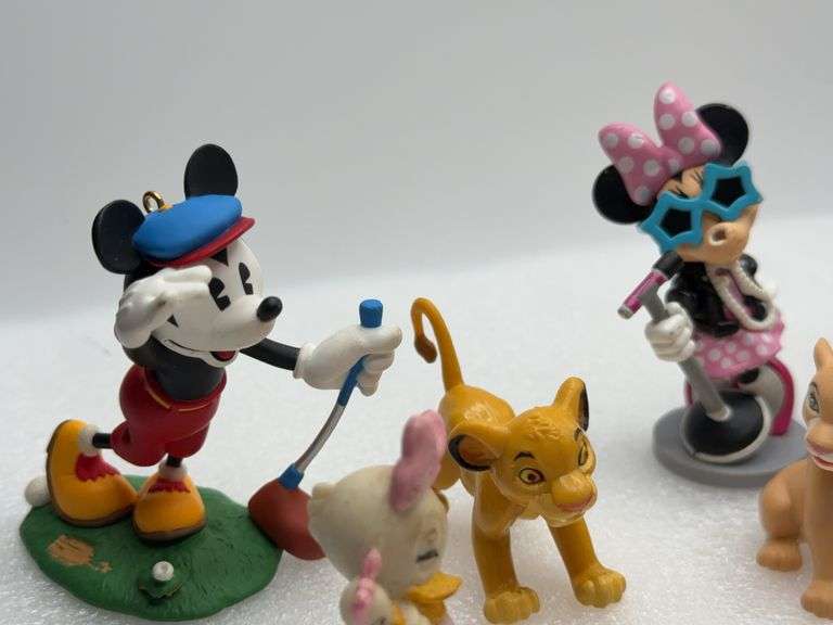 Disney Figures and Cards
