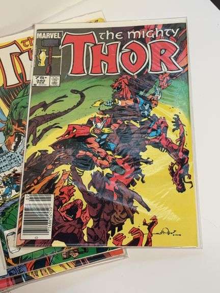 (18) The Mighty Thor Comics