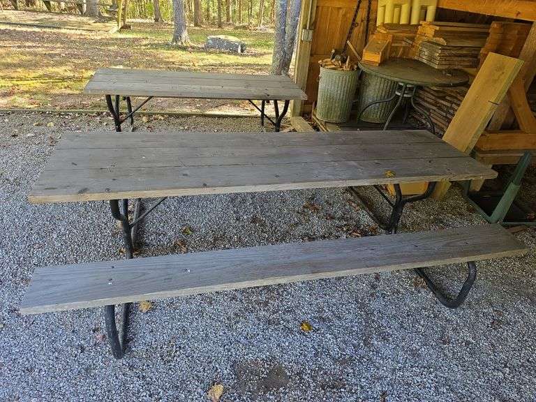 6ft & 8ft picnic tables