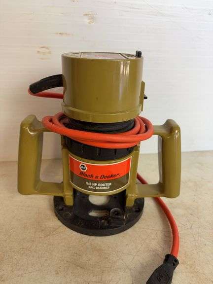 Craftsman jig saw, Black and Decker router, router bits, and trim router