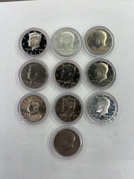 (4) Kennedy Half Dollars (2013-14) and (7) Kennedy Bicentennial Half Dollars