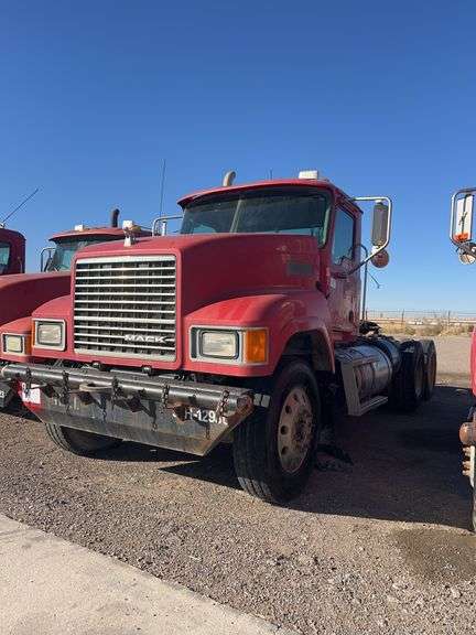 2012 Mack CHU613 Showing 51,673 mi, 13,446 hrs- doesn't run