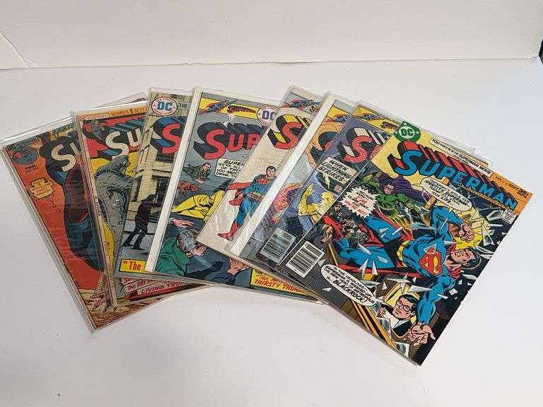 (8) Superman Comics