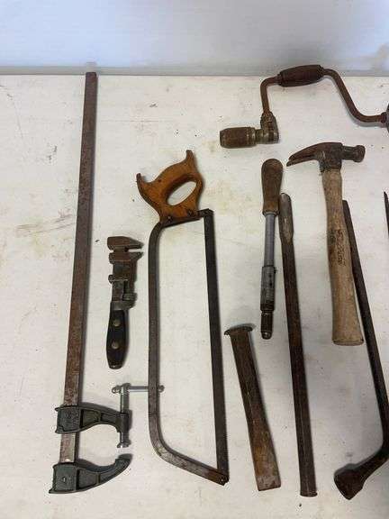 Flat of hand tools - see photos