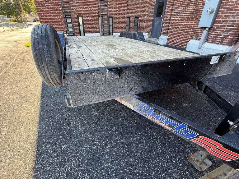 LIBERTY EQUIPMENT TRAILER 14,000# CAP. 18 FT.