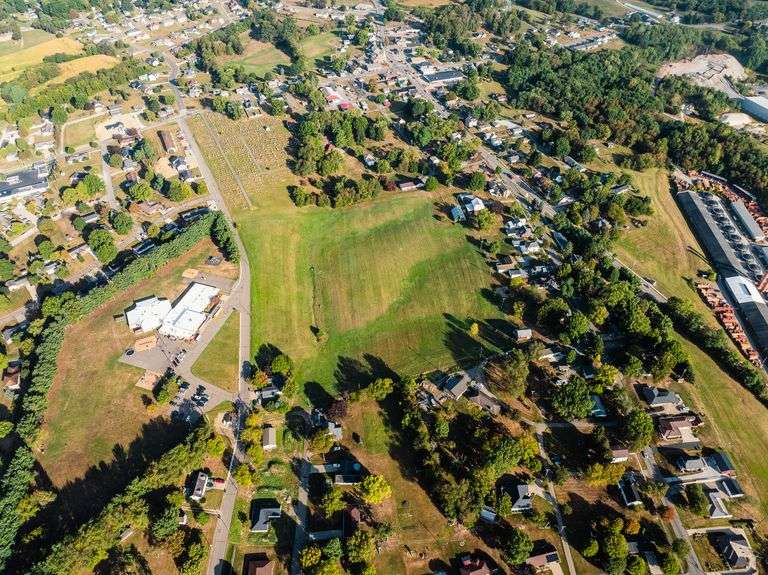 Parcel 8: 188’x282’ Lot – Building Site