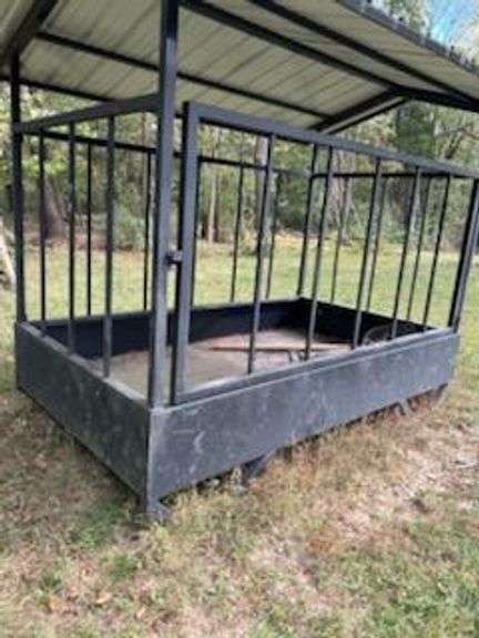 6' x 10' livestock feeder - good condition