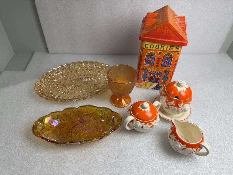 MIXED LOT OF KITCHENWARE ITEMS & MORE