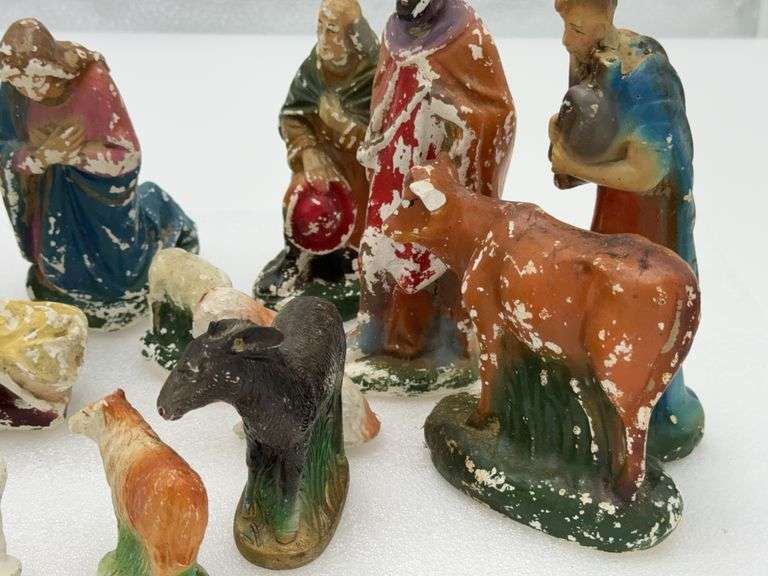 Vintage Chalk Nativity